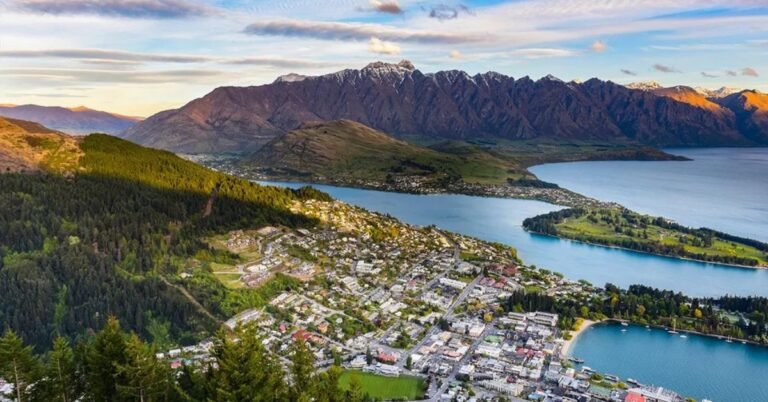 Qantas Airlines Queenstown Office in New Zealand